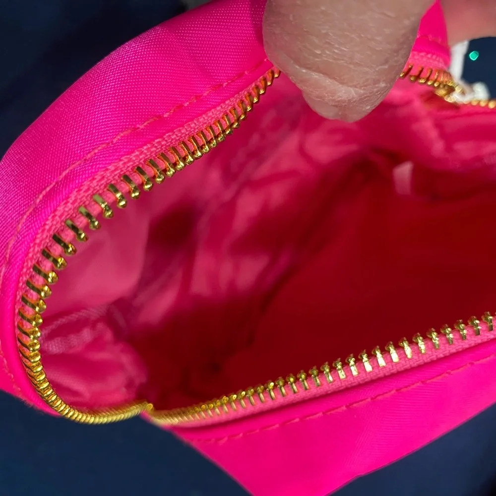 🆕 CUTEST little bright pink pouch w/golden zipper closure& 3 self stick patches